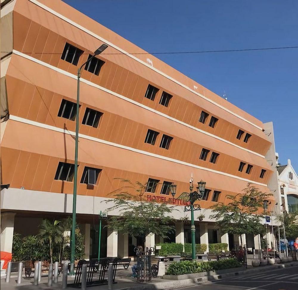 Hotel Mutiara Malioboro Джок'якарта Екстер'єр фото