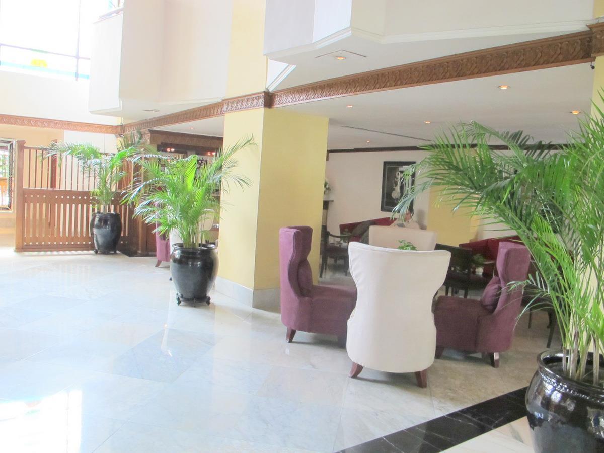 Hotel Mutiara Malioboro Джок'якарта Екстер'єр фото