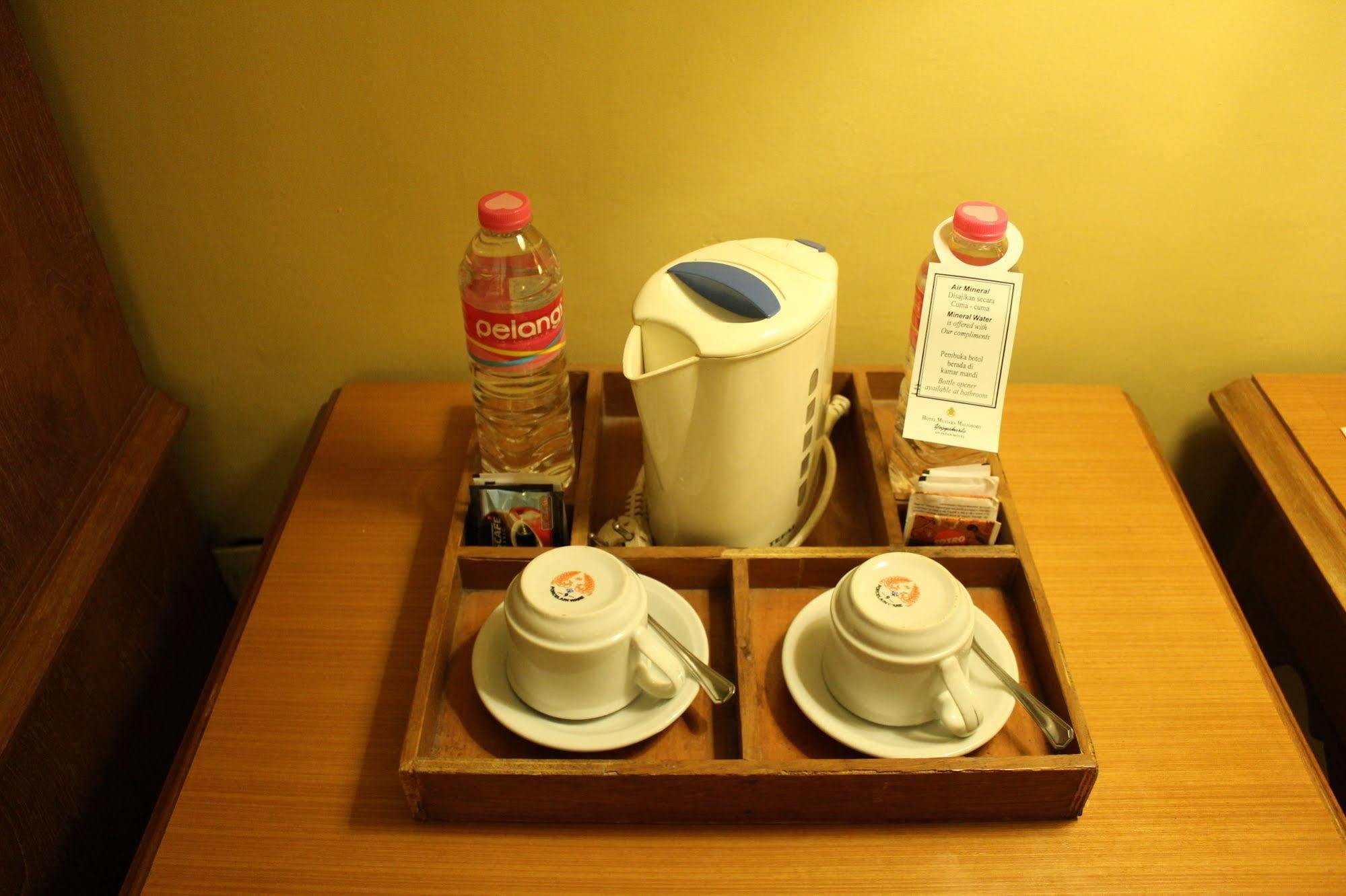 Hotel Mutiara Malioboro Джок'якарта Екстер'єр фото